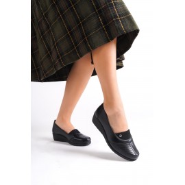 K&A  Ortopedik Rahat Taban Lastik Detaylı Klasik Babet Anne Ayakkabısı ST Siyah