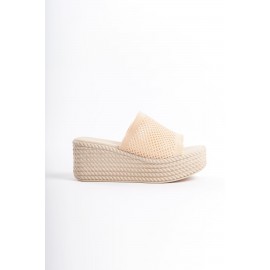 MARLA Dolgu Topuklu Ortopedik Taban Hasır Görünümlü Triko Kadın Terlik KT Krem